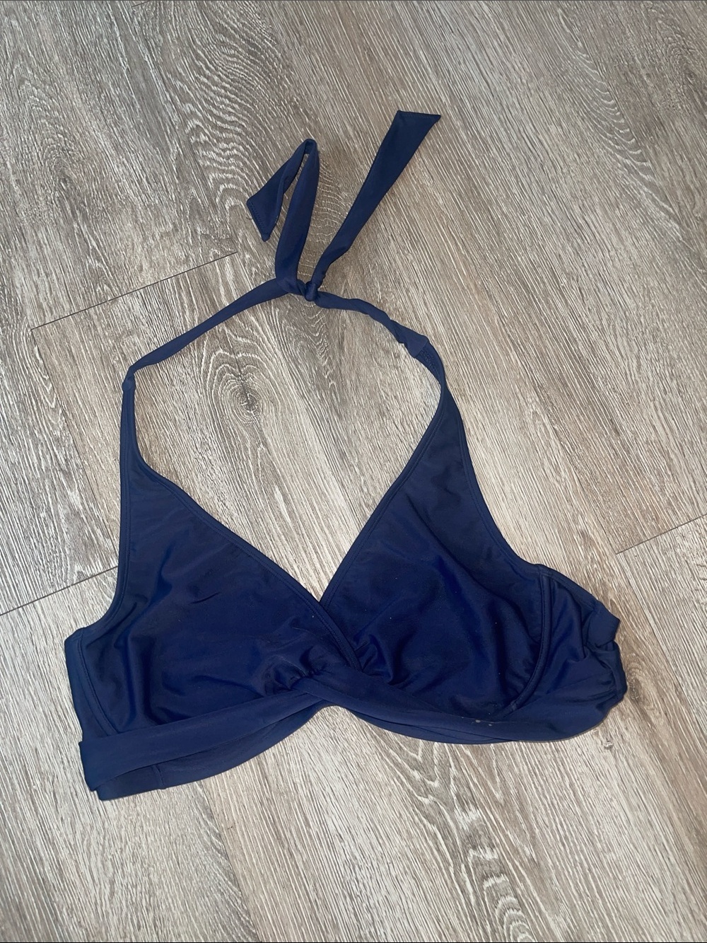 Athleta blue Navy Halter Bikini Top underwire size 40 b c swimming suit